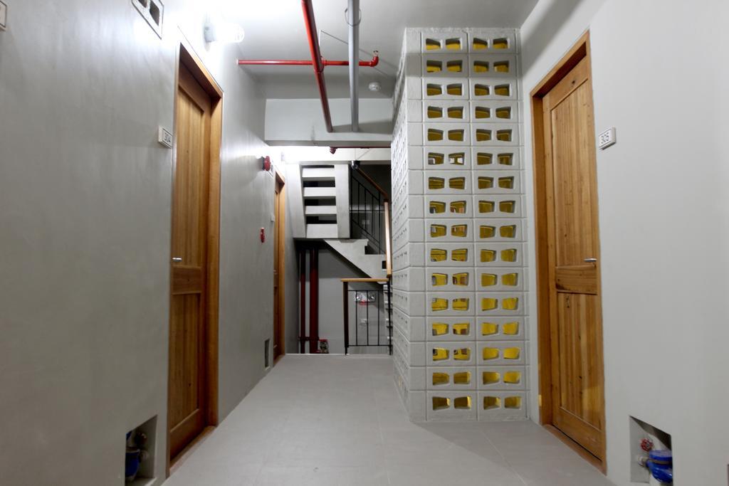 Brblock Boutique And Residences マカティ エクステリア 写真