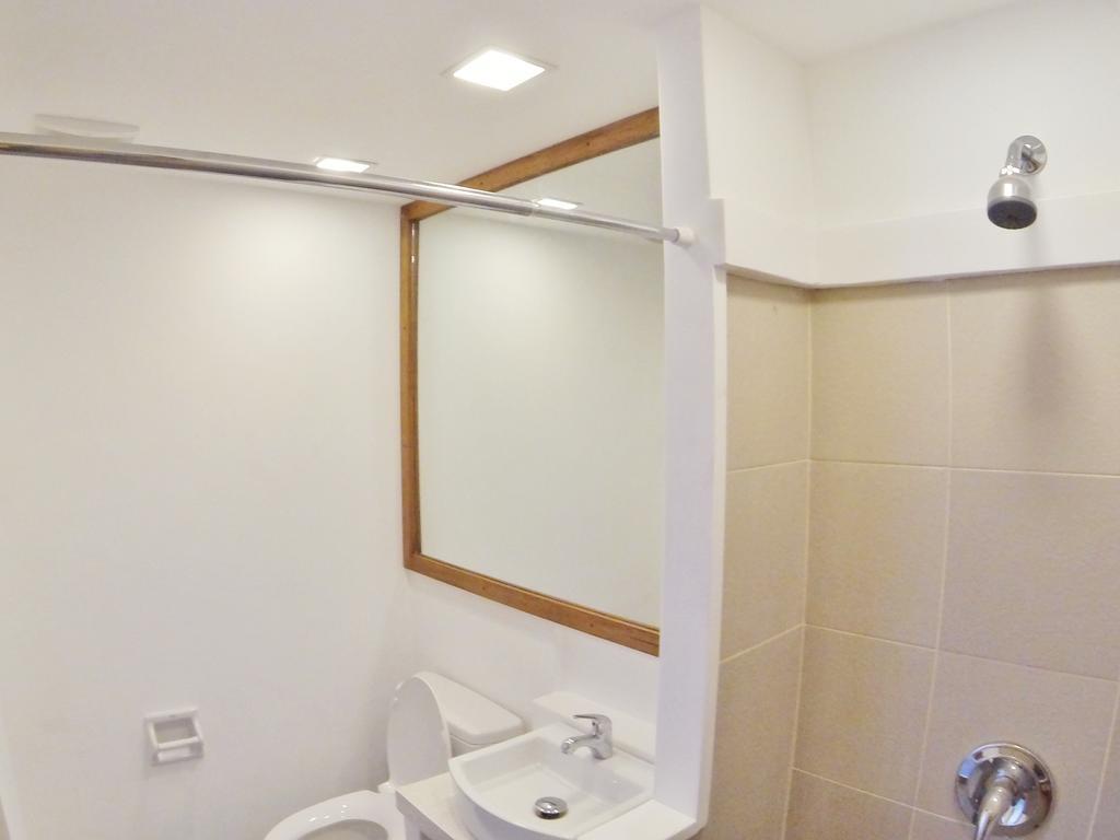 Brblock Boutique And Residences マカティ エクステリア 写真