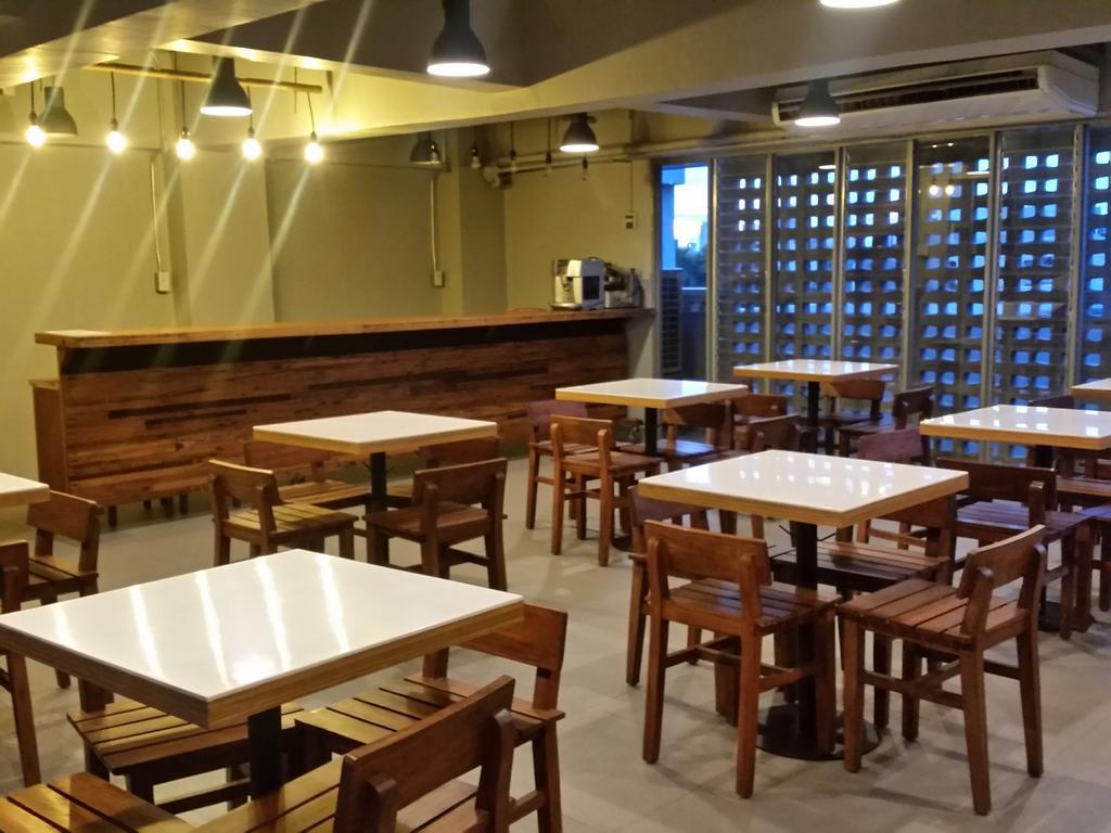 Brblock Boutique And Residences マカティ エクステリア 写真